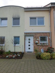 Blick aufs Haus **erfolgreich verkauft**