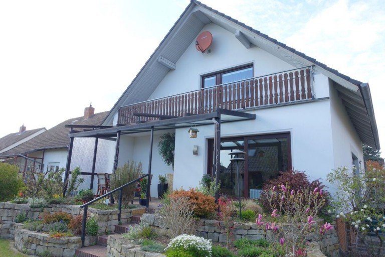 Haus von Au�en Laatzen Haus **erfolgreich verkauft**