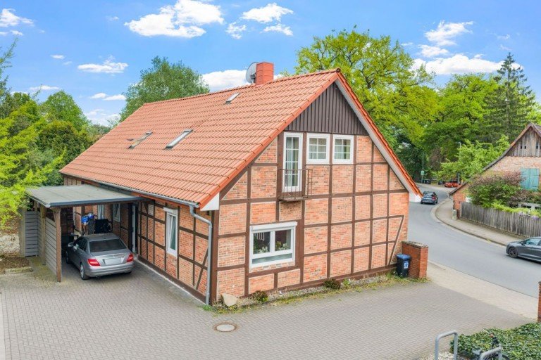  Wedemark Haus Vollst�ndig saniert mit viel Platz in Bissendorf